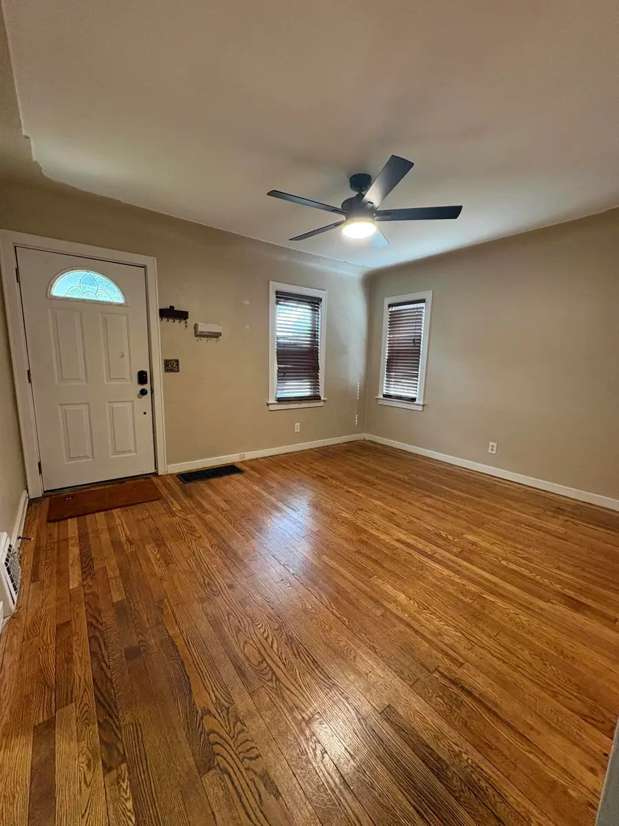 2339 Camden Avenue Sw, Wyoming, MI 49519 - #3