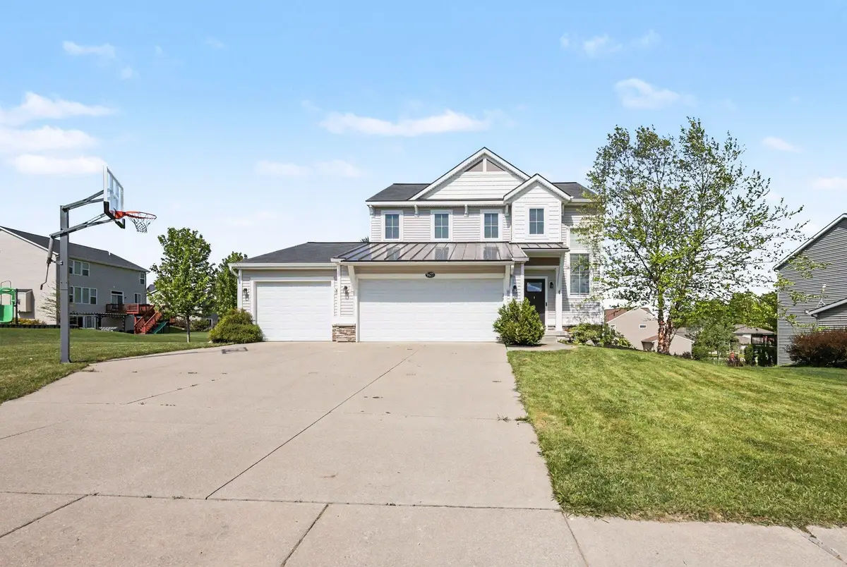 9477 Sunset Ridge Drive Ne, Rockford, MI 49341 - #1