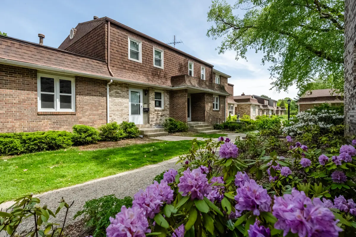 2514 Essex Court #52, Saint Joseph, MI 49085 - #1