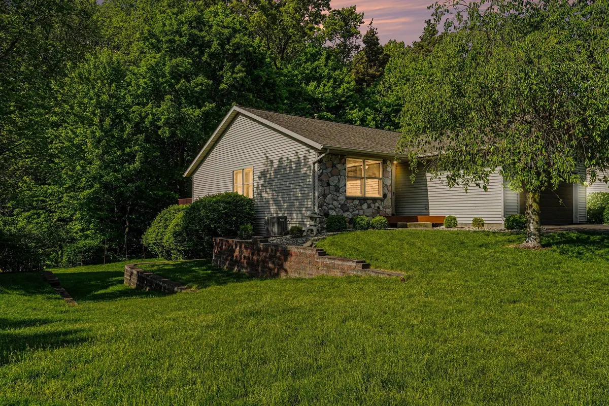 6811 Birdsong Avenue, Kalamazoo, MI 49009 - #1