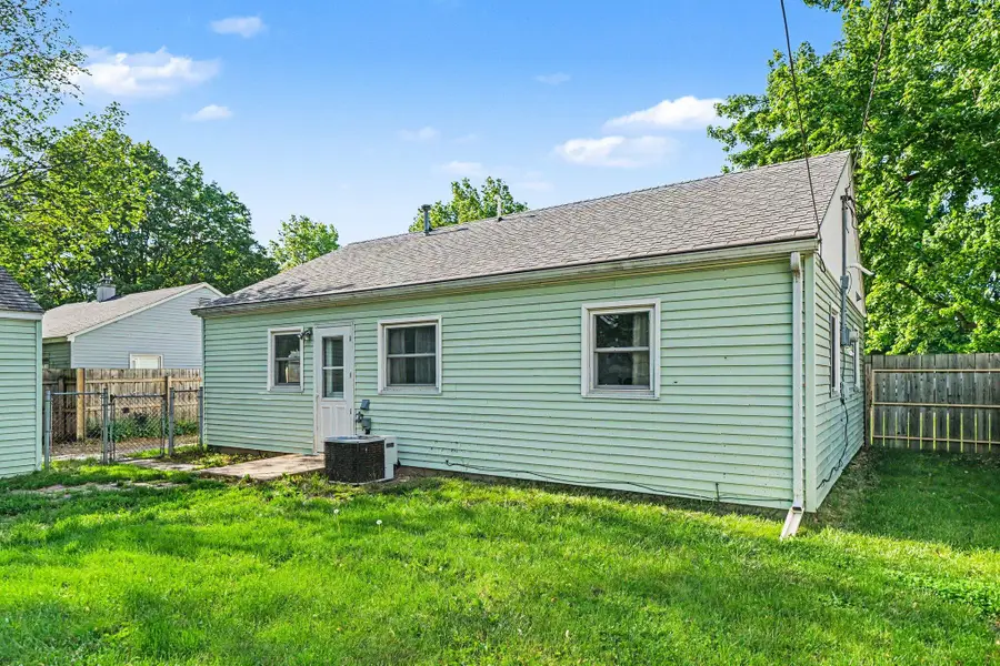 412 W Lafayette Street, Sturgis, MI 49091 - #3