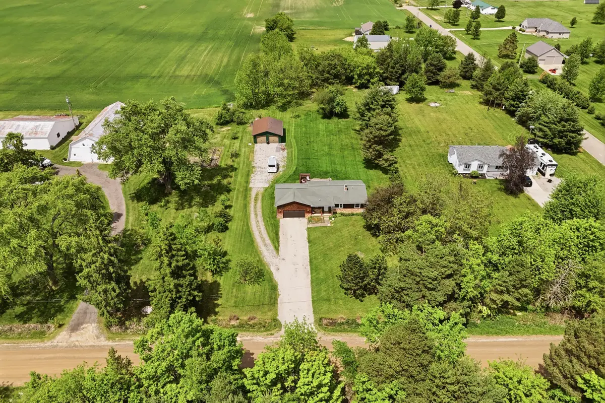 5430 Cook Road, Swartz Creek, MI 48473 - #1