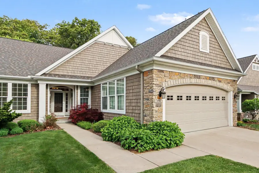 8888 Oakland Hills Circle, Portage, MI 49024 - #2