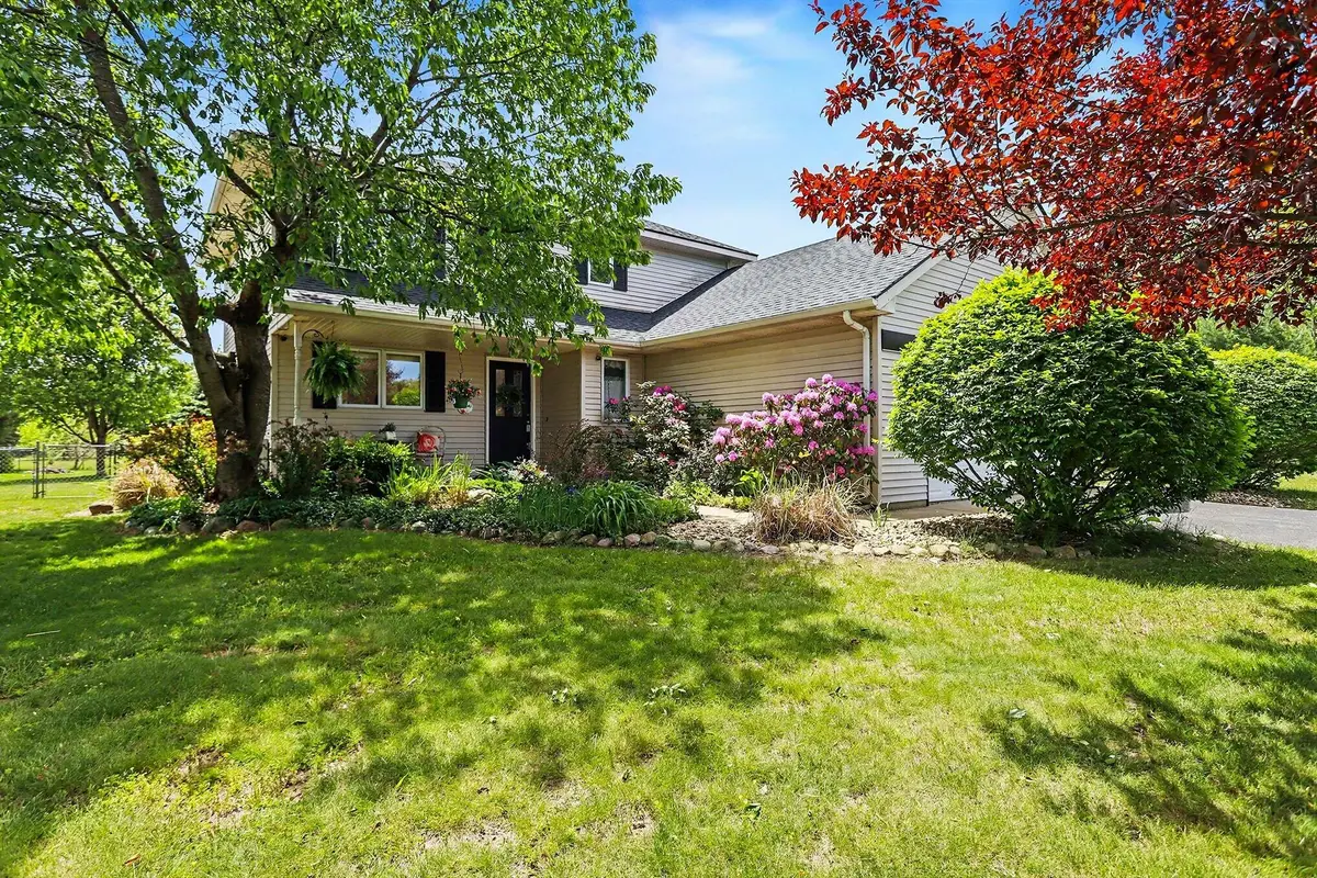 22917 Canary Avenue, Mattawan, MI 49071 - #1