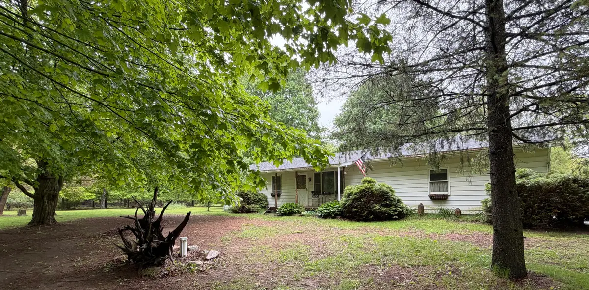 6242 Hawley Highway, Belding, MI 48809 - #1