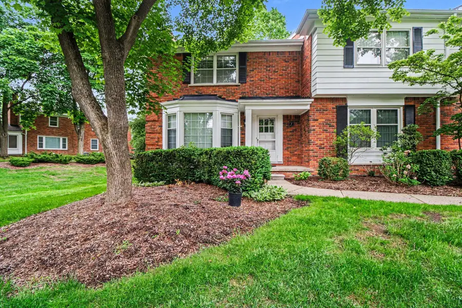 7 Barbour Lane #11, Bloomfield Hills, MI 48304 - #2