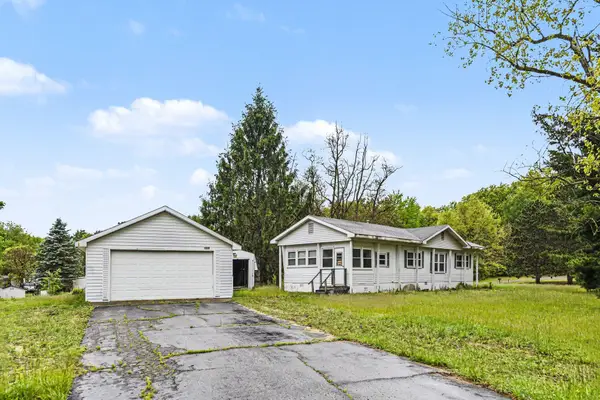 39391 Sandyridge Circle, Mattawan, MI 49071