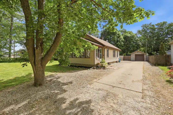 1021 West Street, Three Rivers, MI 49093
