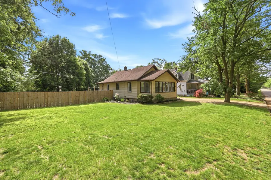1021 West Street, Three Rivers, MI 49093 - #2