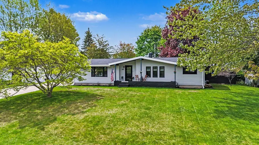 906 Mitchell Street, Ludington, MI 49431 - #3