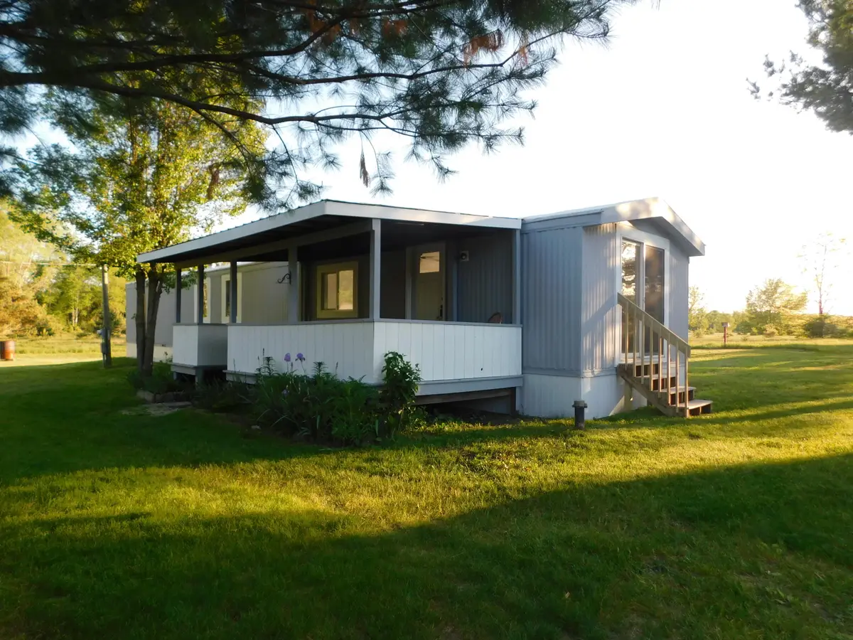 10485 Bagley Avenue, Grant, MI 49327 - #1