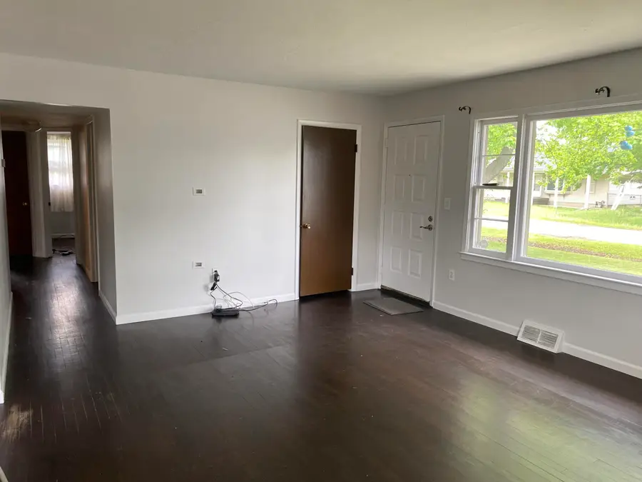 9350 Biddle Street, Romulus, MI 48174 - #3