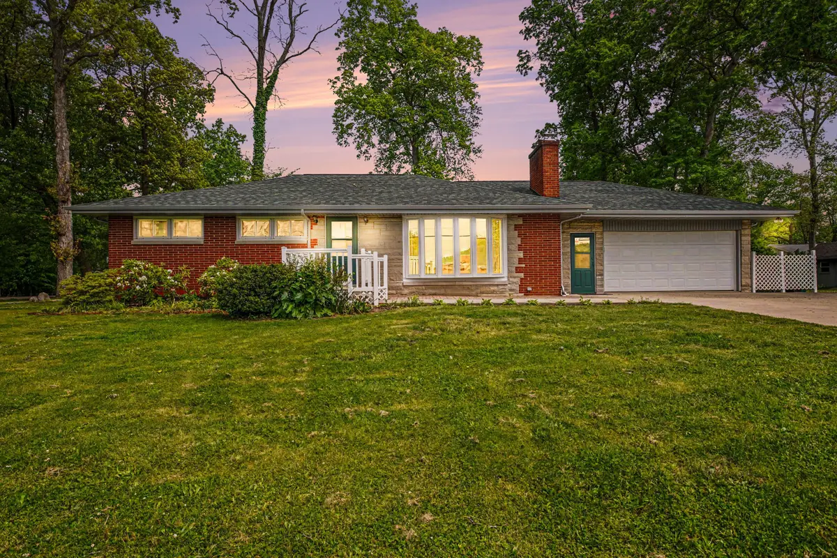 23904 Avenue C, Edwardsburg, MI 49112 - #1