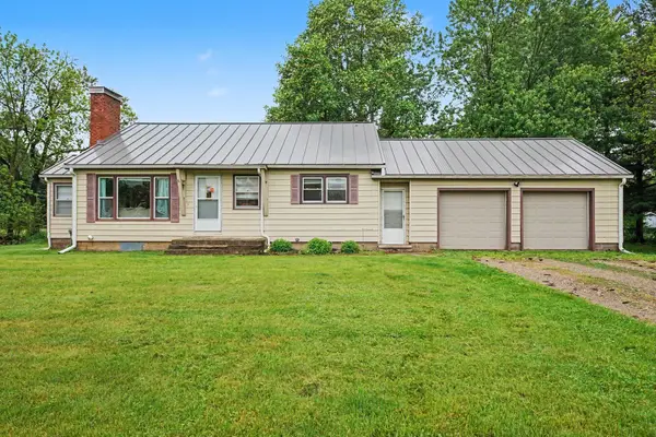 604 E Chicago Road, White Pigeon, MI 49099