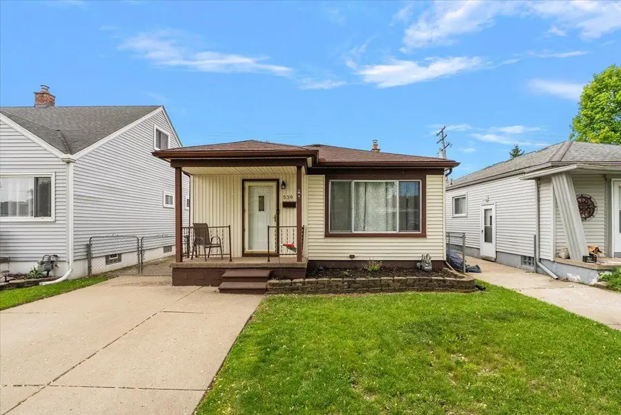 539 Mayflower Avenue, Lincoln Park, MI 48146 - #2
