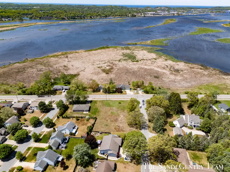 Rannes Street, Spring Lake, MI 49456 - #2
