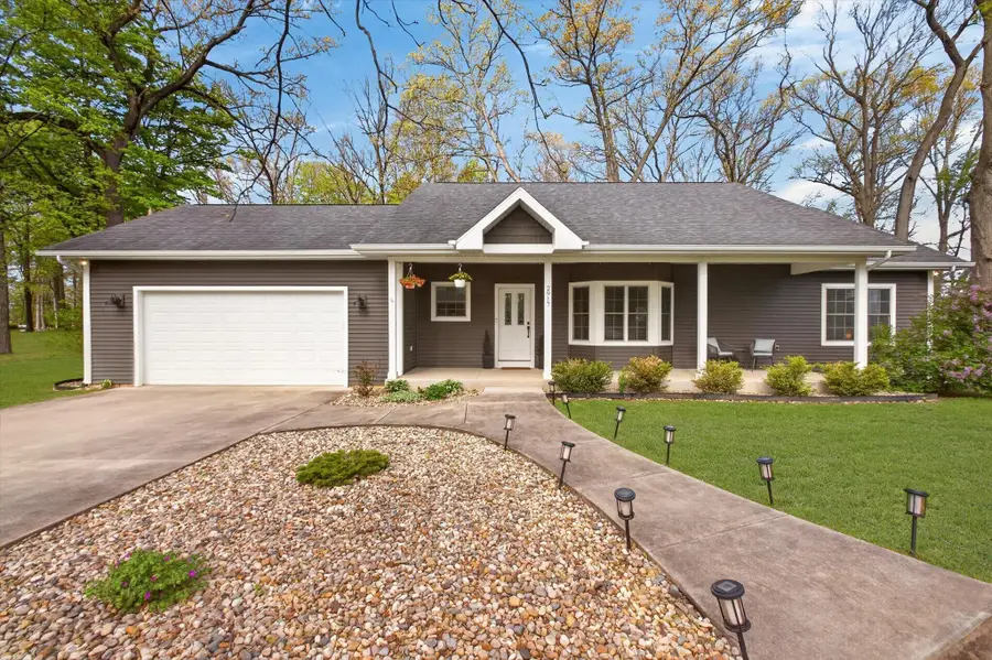 2917 White Oaks Ridge, Buchanan, MI 49107 - #2