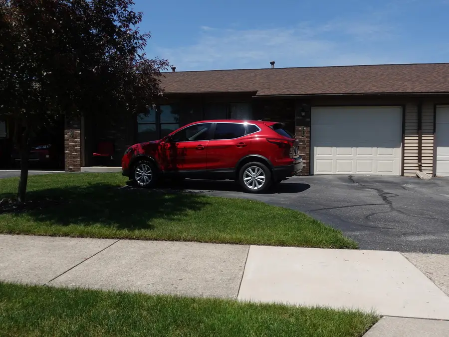 2931 Porter Court Sw, Grandville, MI 49418 - #3
