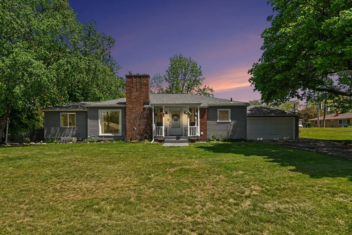 2005 Brandon Drive Nw, Grand Rapids, MI 49504 - #1