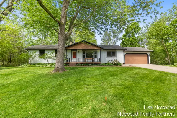 225 Alewa Drive Nw, Grand Rapids, MI 49504