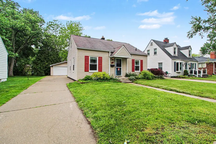 701 Auburn Street, Plymouth, MI 48170 - #2