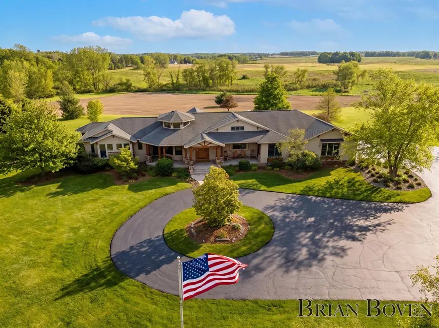 1740 7 Mile Road Nw, Comstock Park, MI 49321 - #2