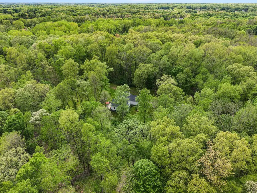 2088 Hickory Lane, Jackson, MI 49201 - #2