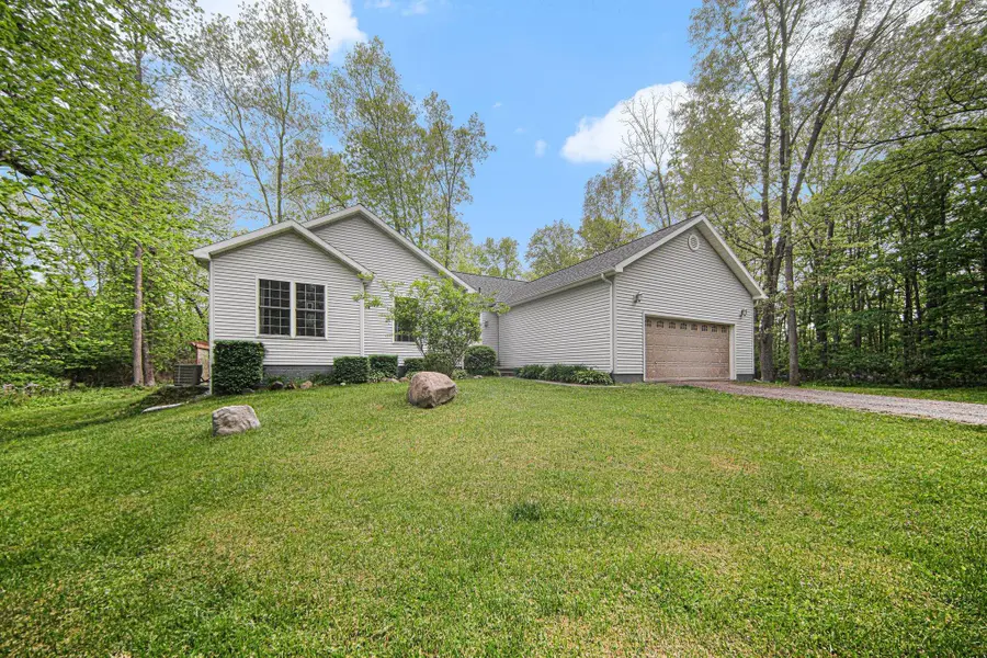 2088 Hickory Lane, Jackson, MI 49201 - #3