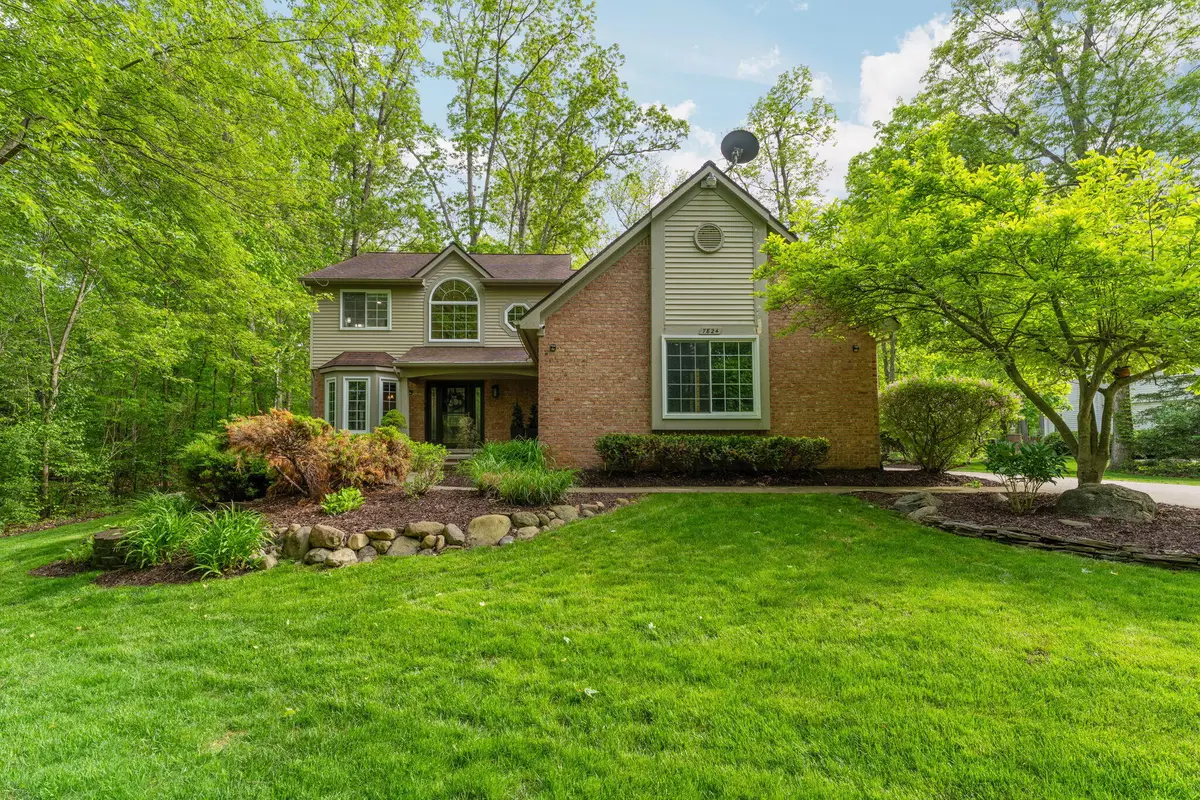 7824 Turnberry Drive, Whitmore Lake, MI 48189 - #1