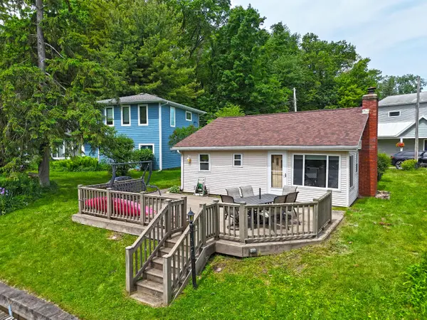 50705 W Bay Road, Dowagiac, MI 49047