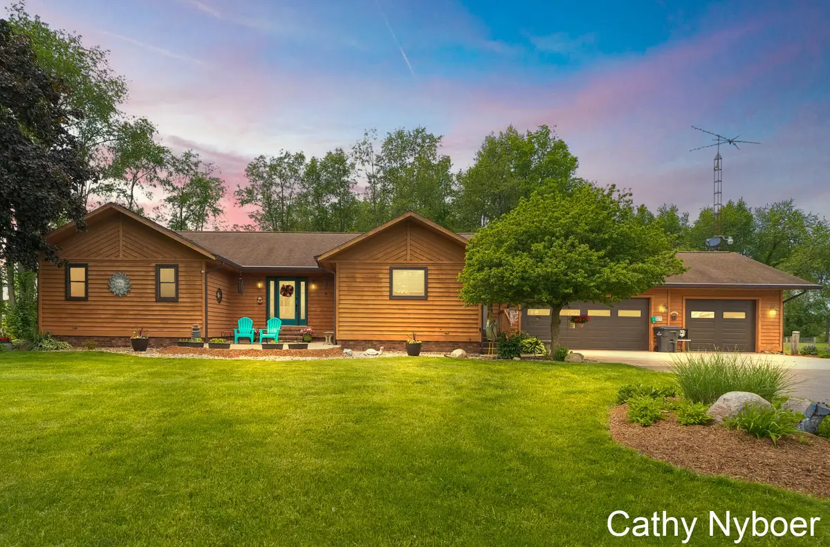 9188 W V Avenue, Schoolcraft, MI 49087 - #1