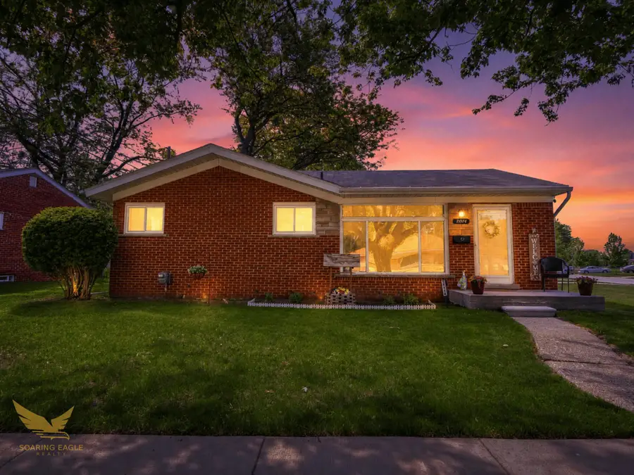 21114 Danbury Street, Clinton Township, MI 48035 - #2