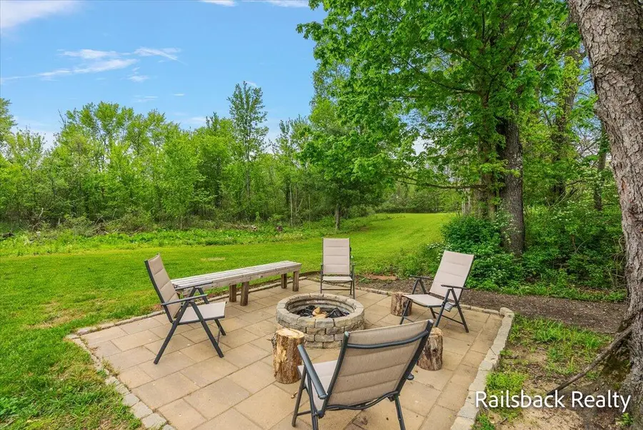 14700 Hanna Avenue Ne, Cedar Springs, MI 49319 - #3