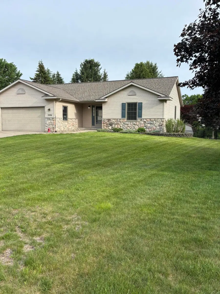 7532 Woodcliff Drive, Hudsonville, MI 49426 - #2