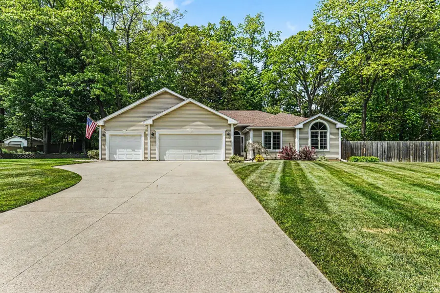 55800 Cedar Lane, Paw Paw, MI 49079 - #2