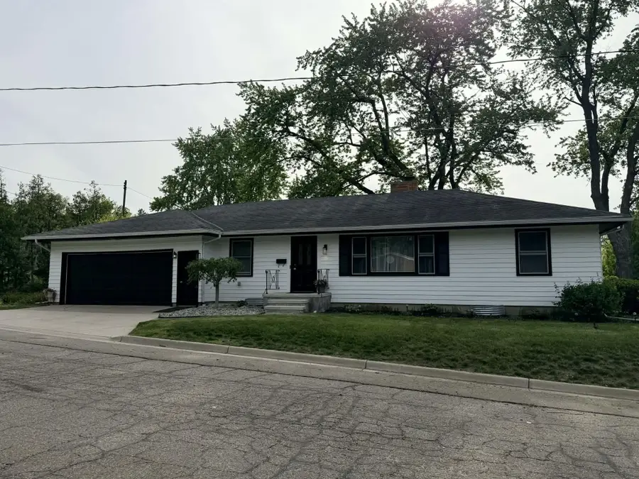 84 Kings Boulevard, Sparta, MI 49345 - #2