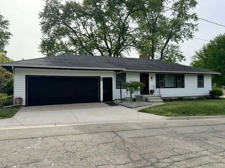 84 Kings Boulevard, Sparta, MI 49345 - #3