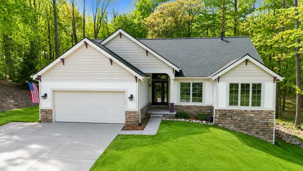 712 Glen Oak Drive, Manchester, MI 48158