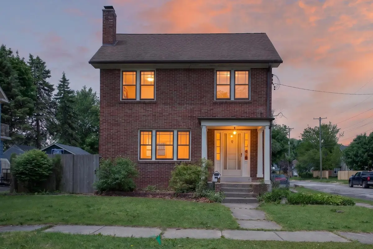 716 Sixth Street, Jackson, MI 49203 - #1