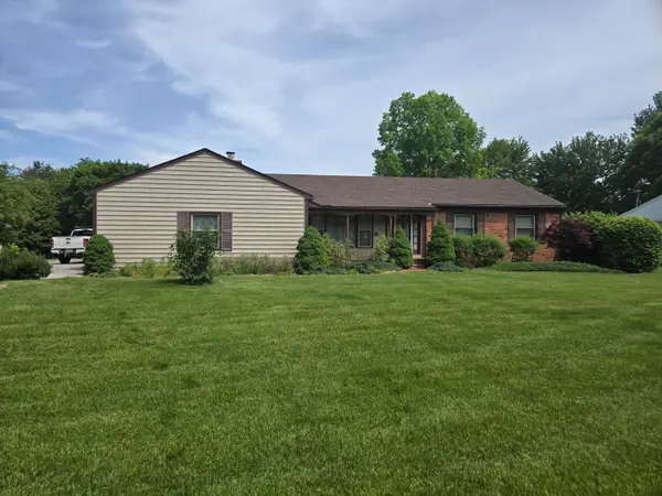 5827 Pine View Drive, Ypsilanti, MI 48197