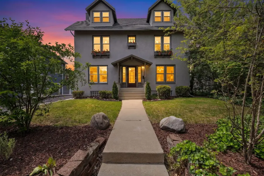 637 Fairview Avenue Ne, Grand Rapids, MI 49503 - #2