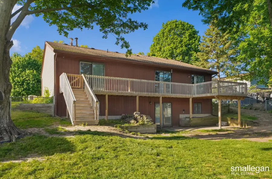 2290 Ancient Drive Sw, Wyoming, MI 49519 - #2