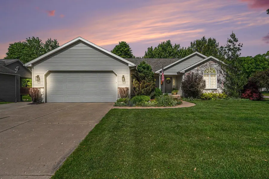 7161 Pine Oak Lane, Hudsonville, MI 49426 - #2