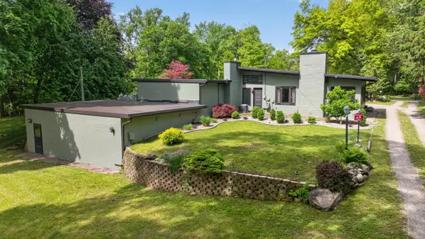 2934 Robinson Road, Jackson, MI 49203
