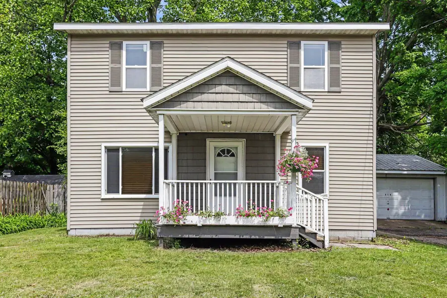 919 Charles Street, Plainwell, MI 49080 - #2