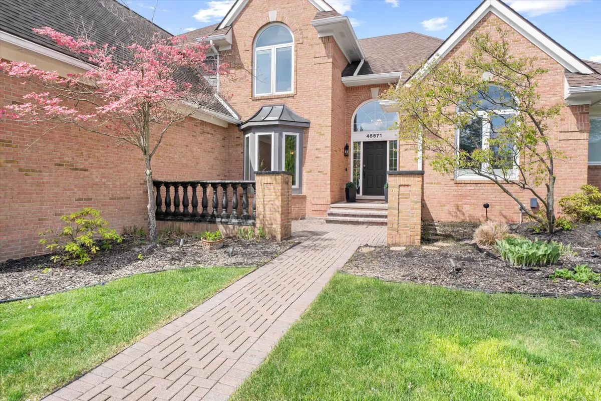 46571 Galway Drive, Novi, MI 48374 - #1