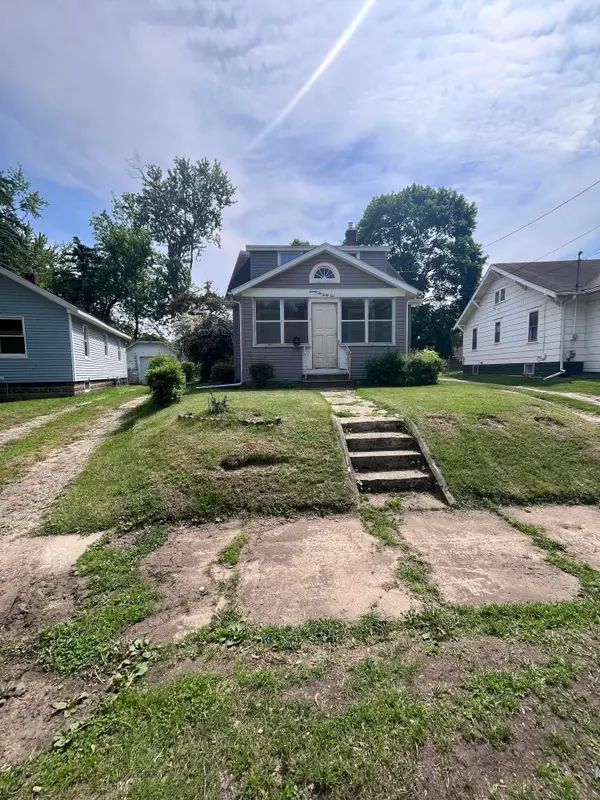 2642 Bow Street, Jackson, MI 49203