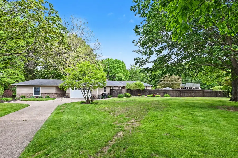 1086 Brunn Avenue, Saint Joseph, MI 49085 - #3