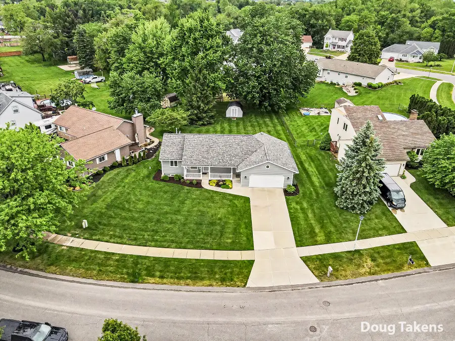 8510 Woodruff Drive Sw, Byron Center, MI 49315 - #2
