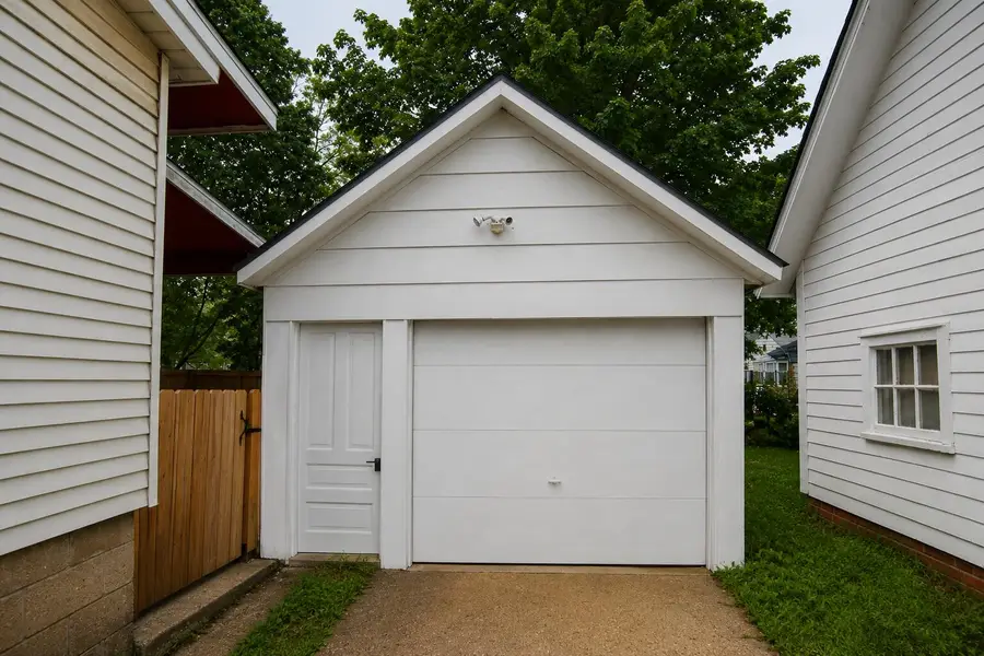 518 Walnut Street, Three Rivers, MI 49093 - #3